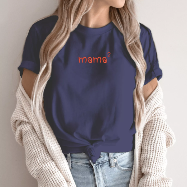 tamsiai-melyna-siuvineti-unisex-marskineliai-mama-kvadrate-2