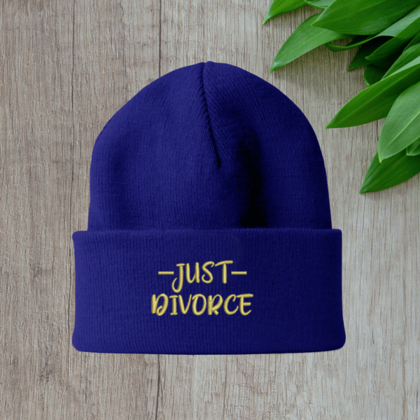 blue-ziemine-kepure-just-divorce