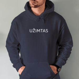 tamsiai-melyna-unisex-dzemperis-su-spauda-uzimtas